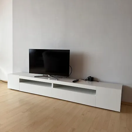 公寓 3 Zimmerwohnung Mit 2 Schlafzimmer Balkon Kueche Tv Wlan
