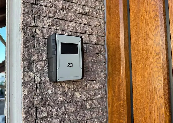 Appartement 3 Zimmerwohnung Mit 2 Schlafzimmer Balkon Kueche Tv Wlan